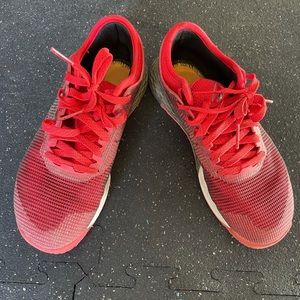 Reebok Nano 9s, Women size 9 (men size 7) - red